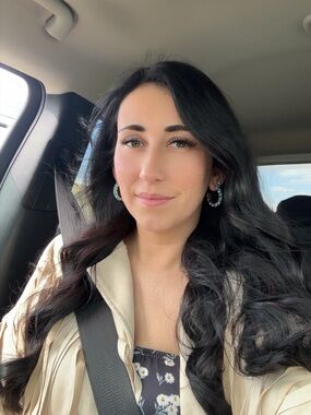 Meet your Posher, Dakota